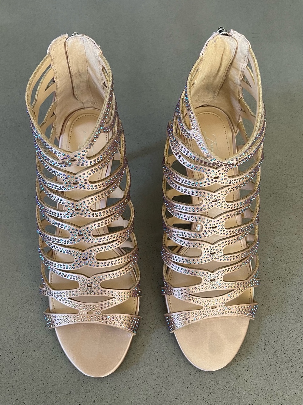 Vince Camuto Imagine Deluxe Satin Bisque Shoe 8